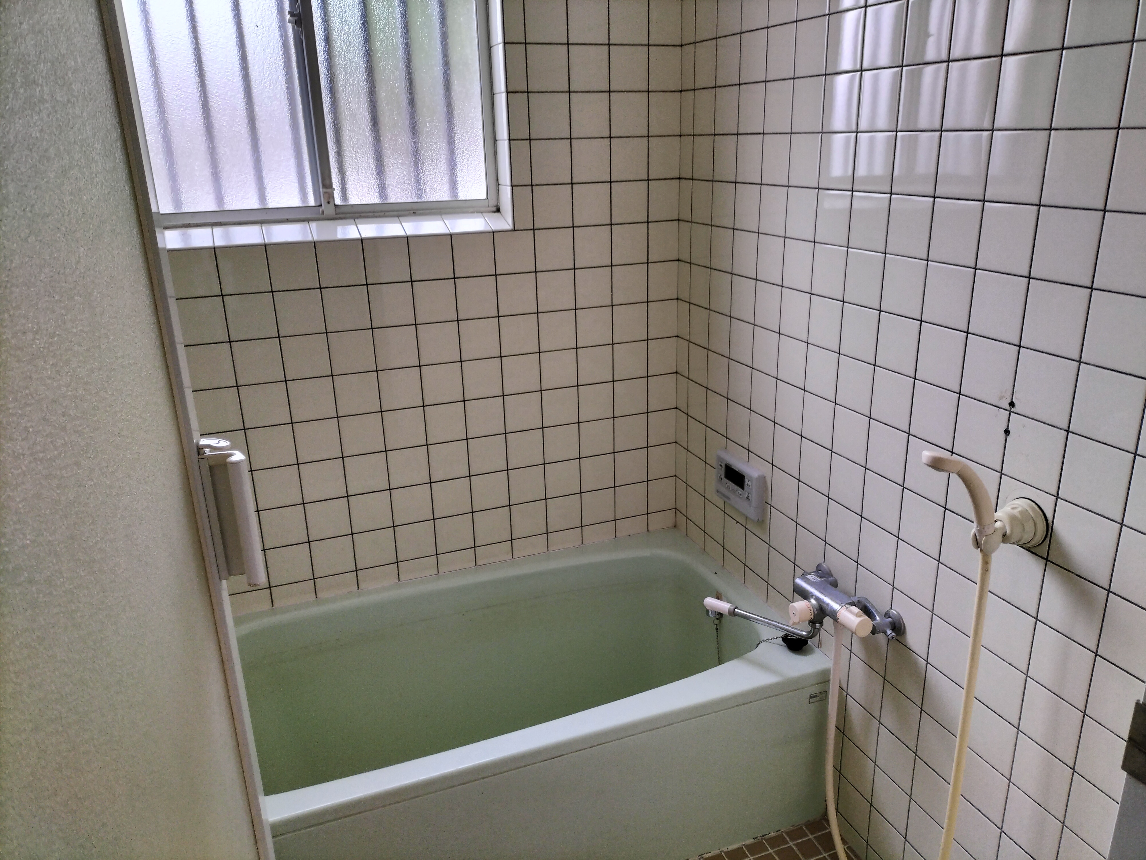 広々とした浴室でリラックスタイム
