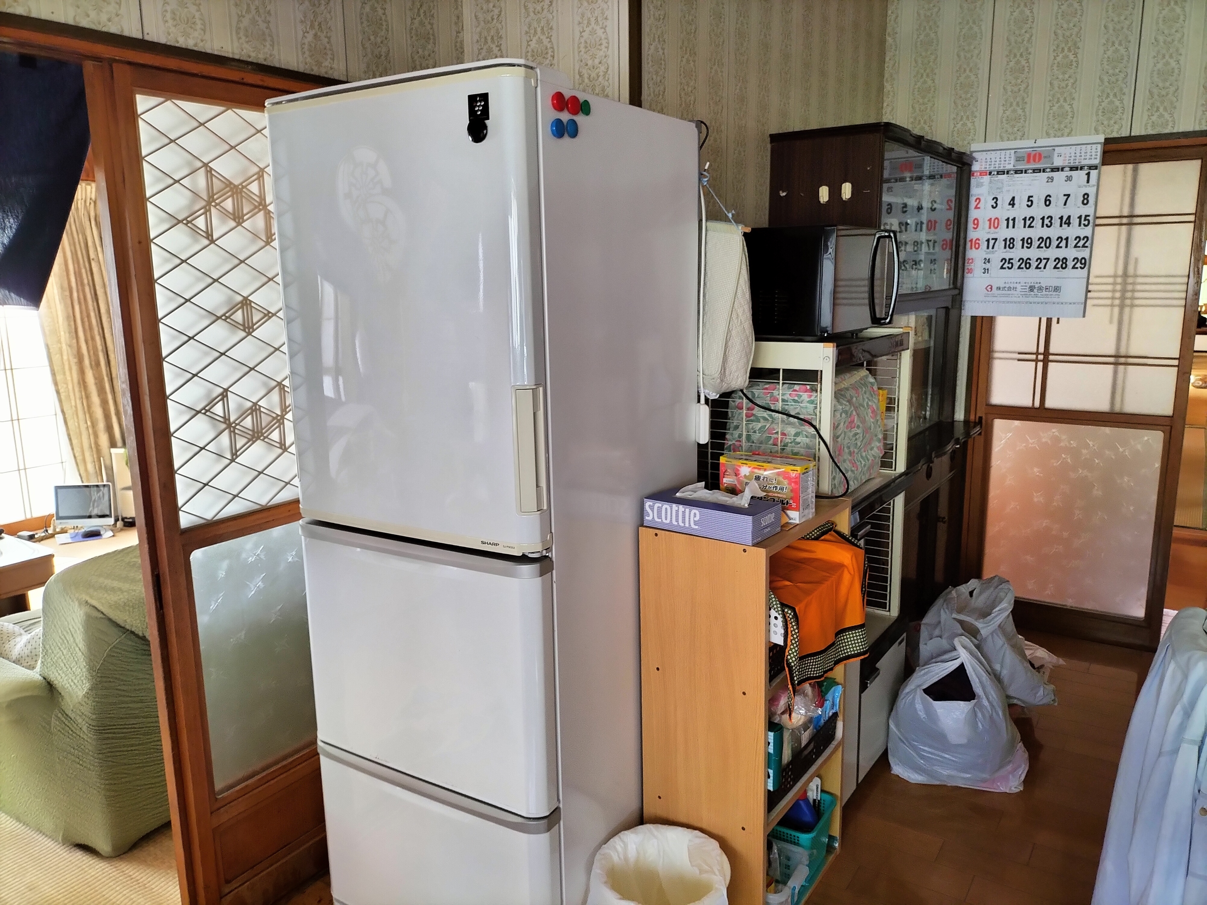 便利な収納と家電スペース