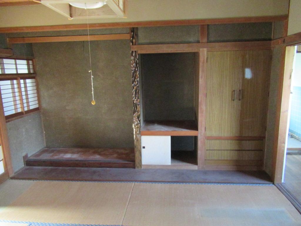 落ち着いた雰囲気の和室