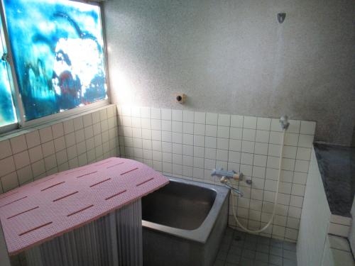 昭和の風情が残る浴室