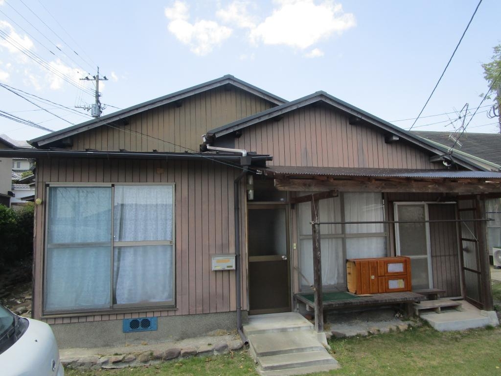 風情漂う昭和の木造一戸建て