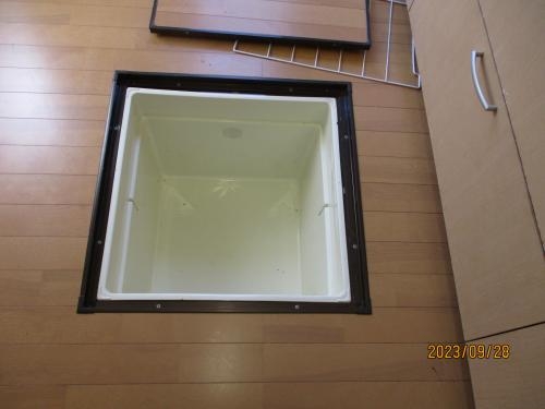 床下収納でスペースを有効活用