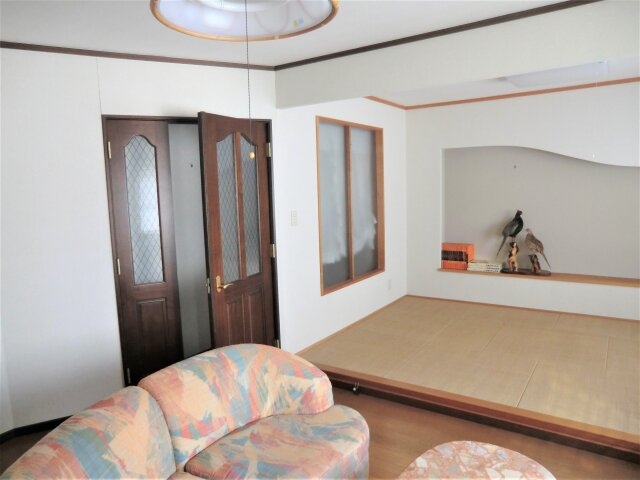 和の要素を取り入れた部屋
