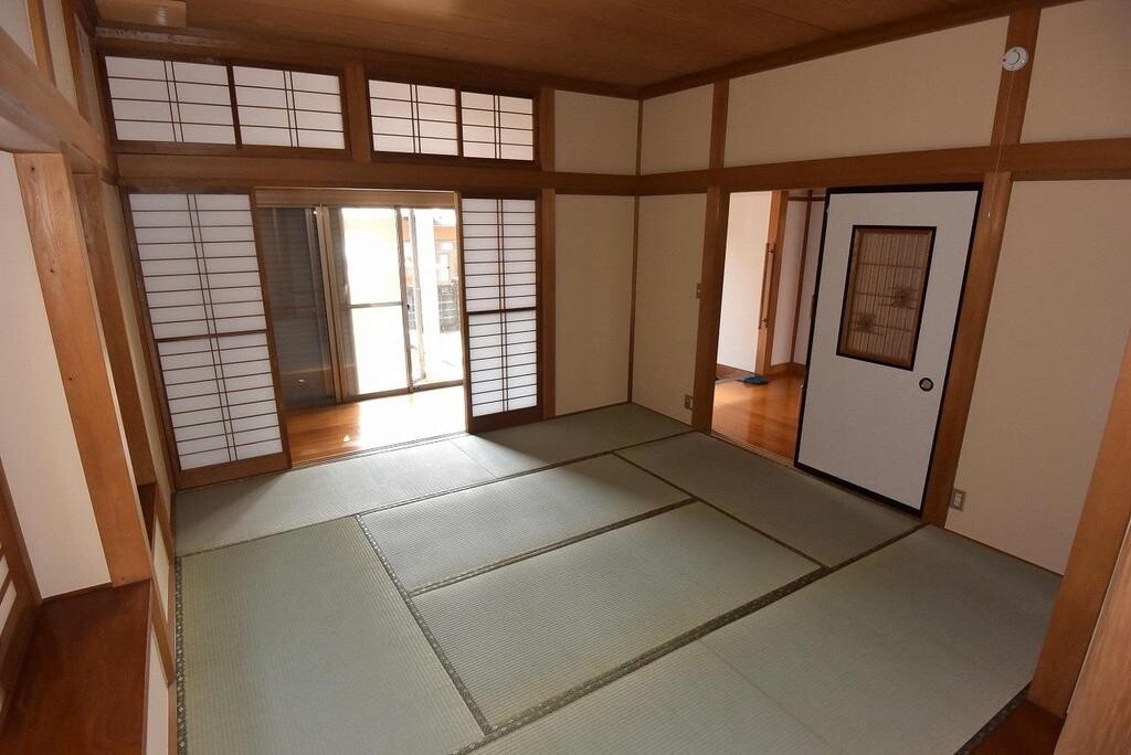 伝統的な和室