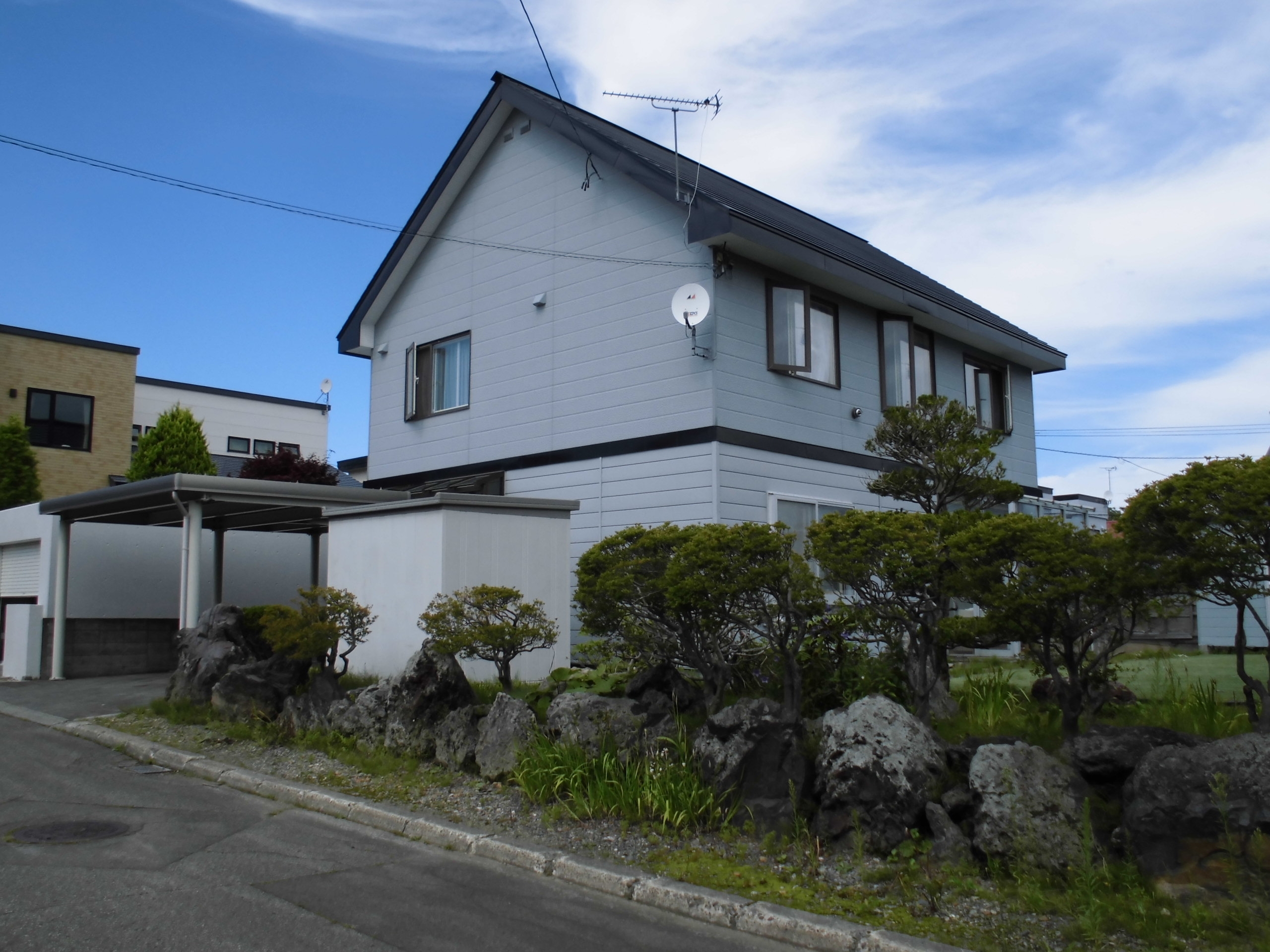 外観（斜め）
