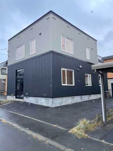 【虹ヶ丘エリア】5SLDKと車庫付き！家族でゆったり暮らせる木造住宅メイン画像1