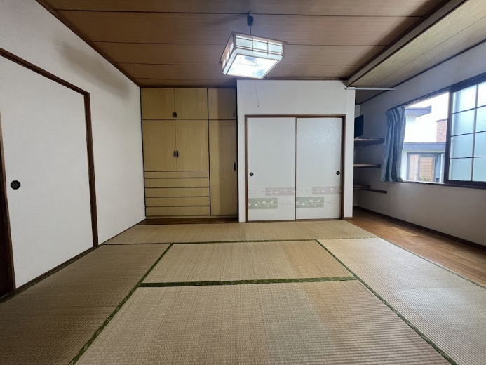 旧耐雪ハウス施工の5LDK住宅メイン画像6