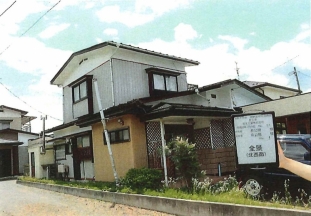 【立地良好な住宅街】スーパーやコンビニが徒歩圏内でお買い物に便利_1