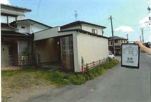 【立地良好な住宅街】スーパーやコンビニが徒歩圏内でお買い物に便利_3