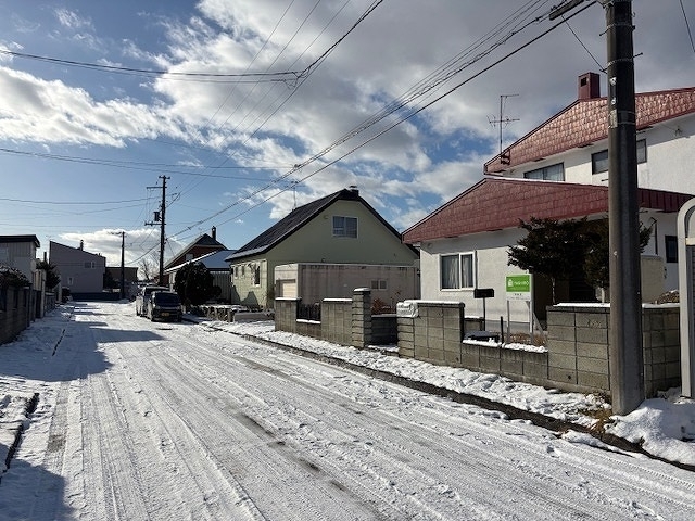 【建築条件なし】小・中学校が近い広々とした整形地メイン画像2