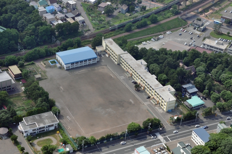 東部小学校メイン画像2