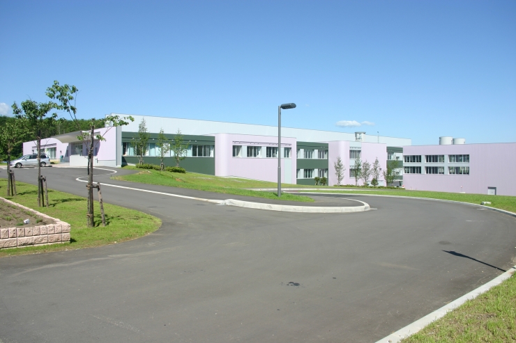 西部小学校メイン画像2