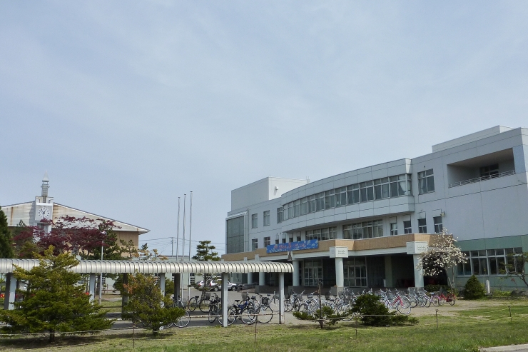東部中学校メイン画像2